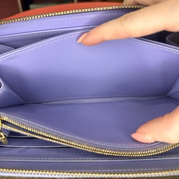 Louis Vuitton Zippy Vernis Lilac - Picture 14 of 16